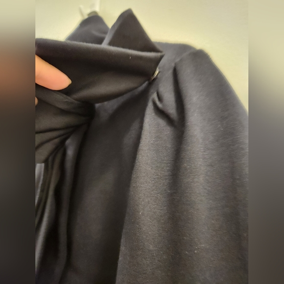 NWOT Alice + Olivia navy blue blazer with bow - Picture 6 of 7